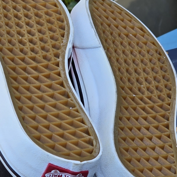 Vans Kids White Canvas Sneakers Sz 2 - Picture 6 of 7